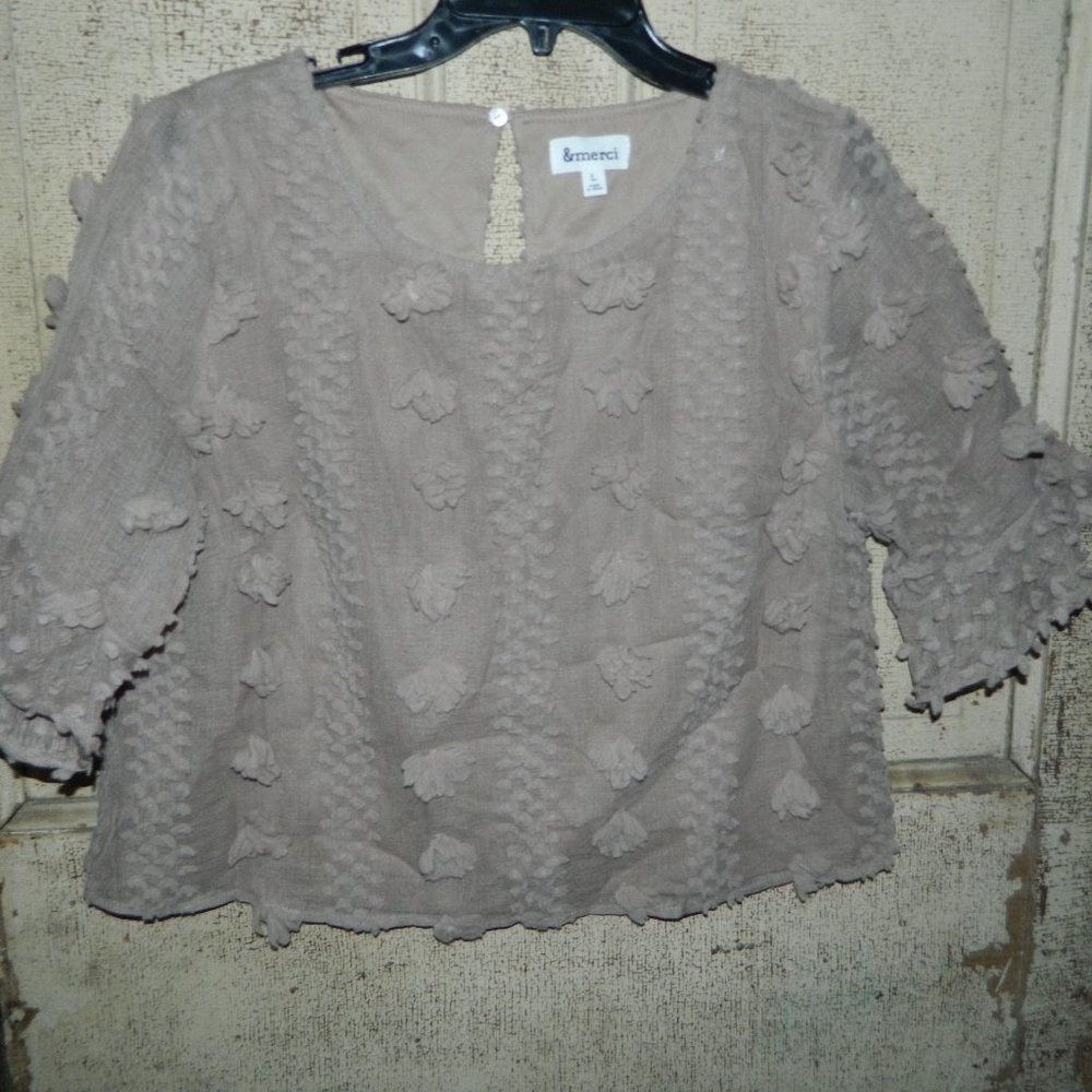 &Merci Pom Pom Crop Top Size Large (CC-15)